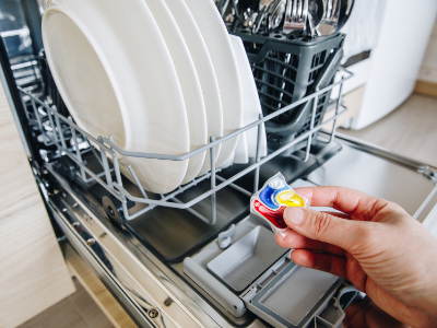 L'impact environnemental négatif du produit pour laver la vaisselle